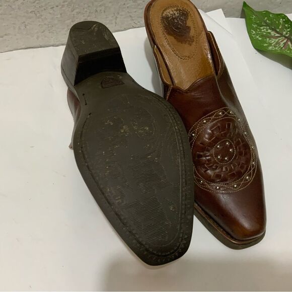 Ariat slip on medallion western studded mules SZ 6.5 B - Picture 6 of 16